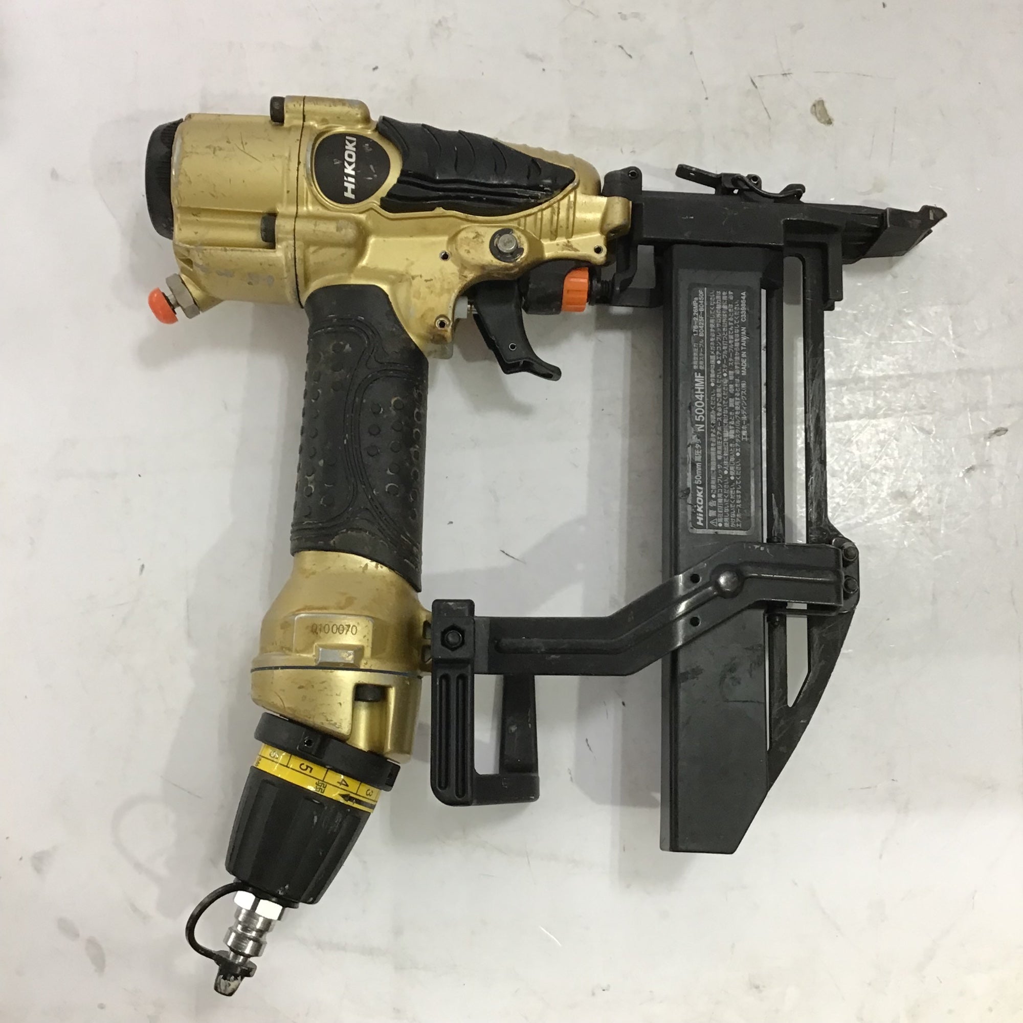 ☆ハイコーキ(HIKOKI ※旧:日立工機) 高圧フロアタッカ N5004HMF【町田