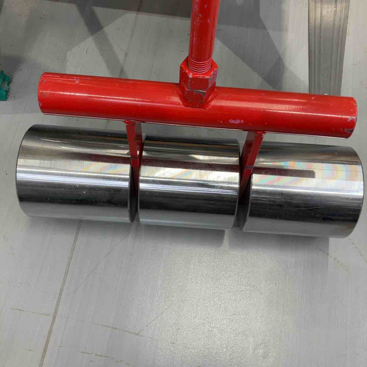 【店頭受取り限定】 リノリュームローラー 【戸田店】