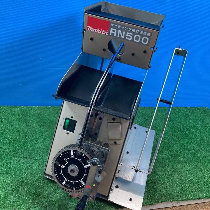 【中古品】◇マキタ(makita) サイディング用釘連結機 RN500【岩槻店】