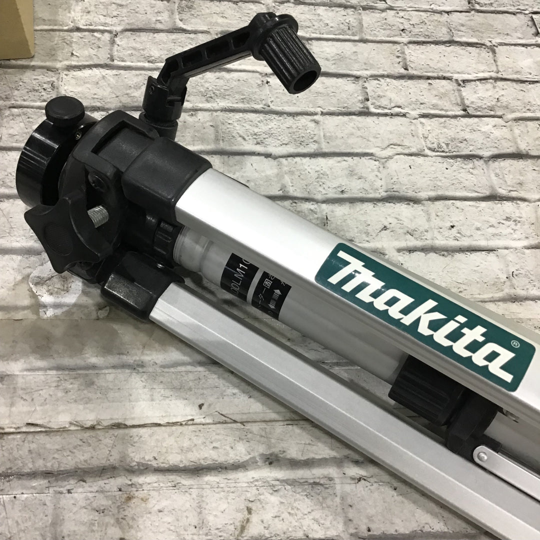 〇makita/マキタ SK312GDZ 高輝度グリーンレーザー充電式 屋内・屋外用 おおがね・通り芯・ろく【川口店】