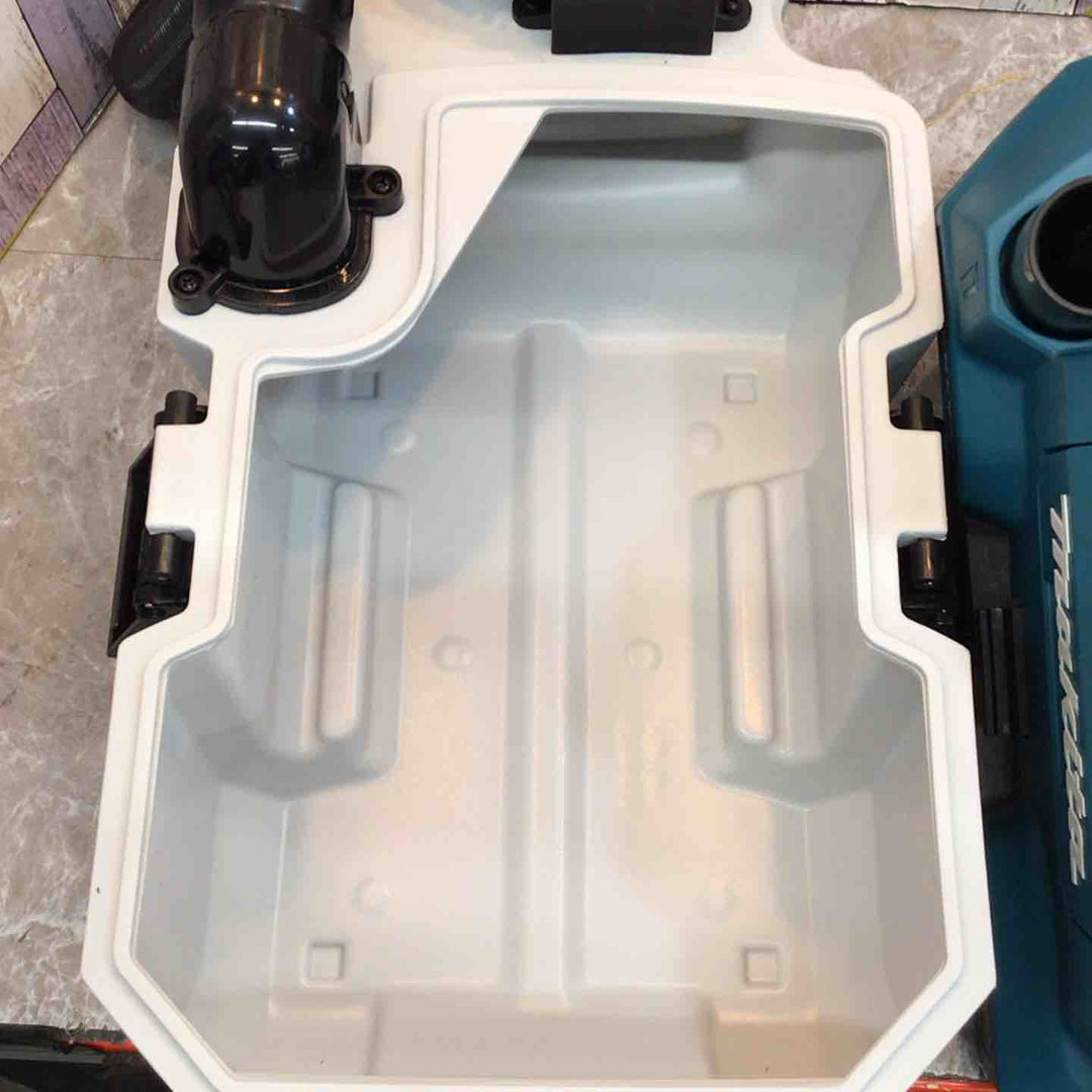 ★マキタ(makita) コードレス集じん機 乾湿両用 VC750DZ【八潮店】