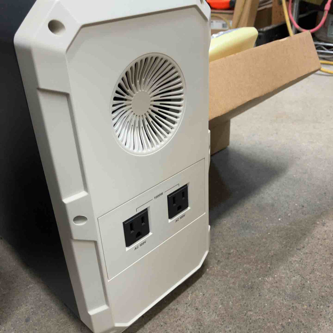 ※長期保管品 BLUETTI ブルーティ ポータブル電源 蓄電器 EB150【八潮店】