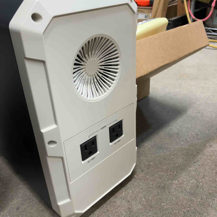 ※長期保管品 BLUETTI ブルーティ ポータブル電源 蓄電器 EB150【八潮店】