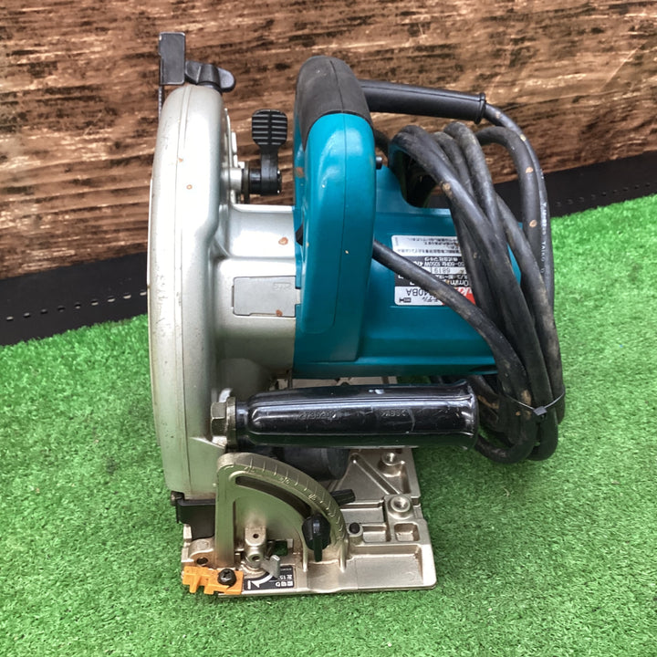 マキタ(makita) 際切丸のこ 5840BA 使用できる刃物外径	180～190mm 動作確認済【川越店】