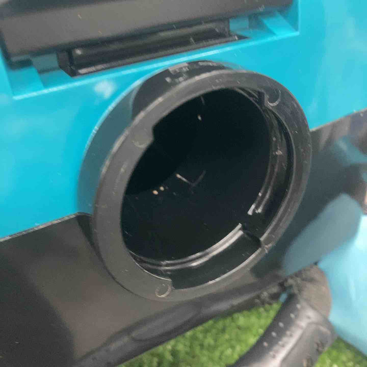 ☆マキタ(makita) コードレス背負い集じん機 VC260DZSP【川崎店】