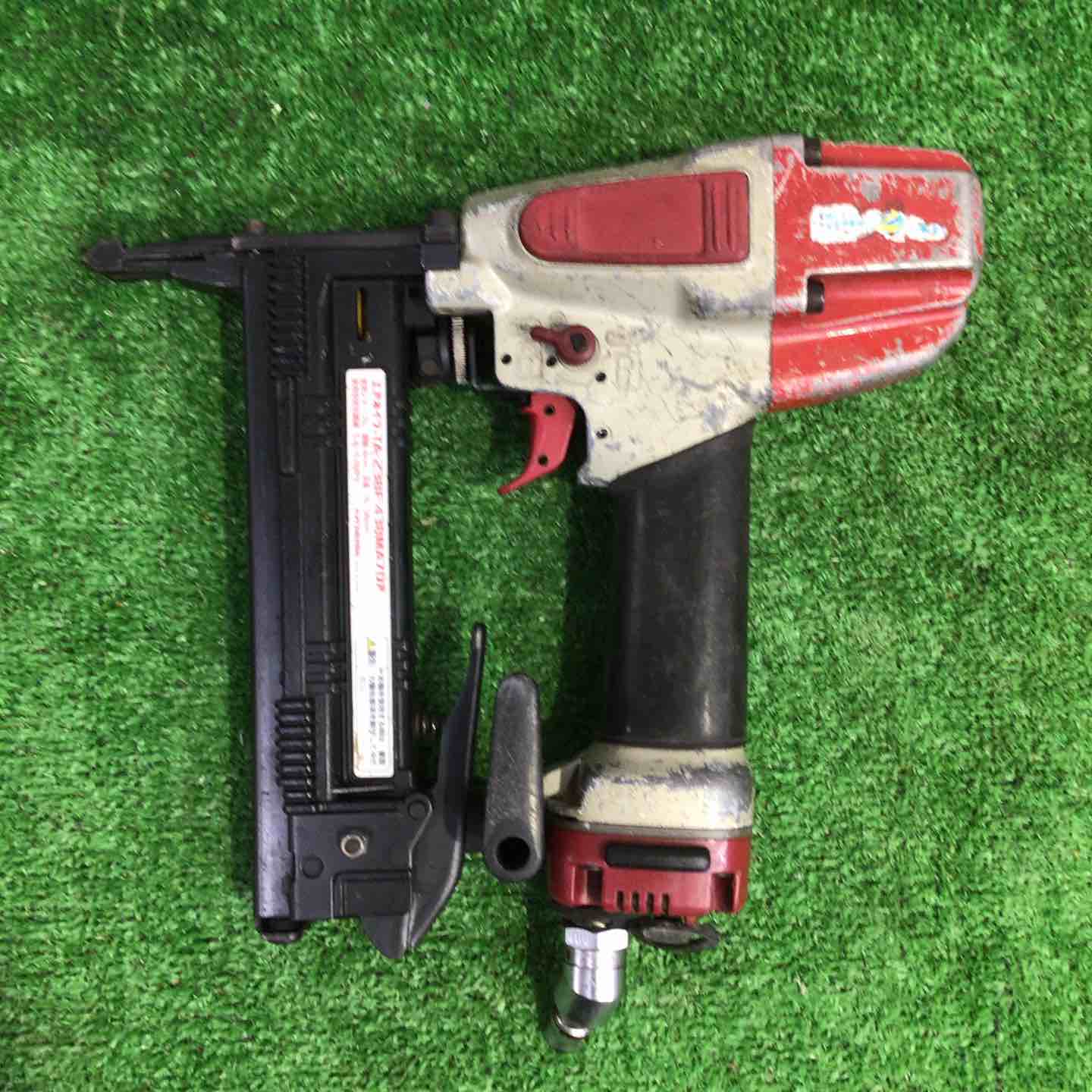 【中古】マックス MAX TA-238F2(D)/4MAフロア エアネイラ  常圧 ケース付き Amazon | マックス(MAX) 常圧ステープル用エアネイラ TA-238F2(D)/4MA