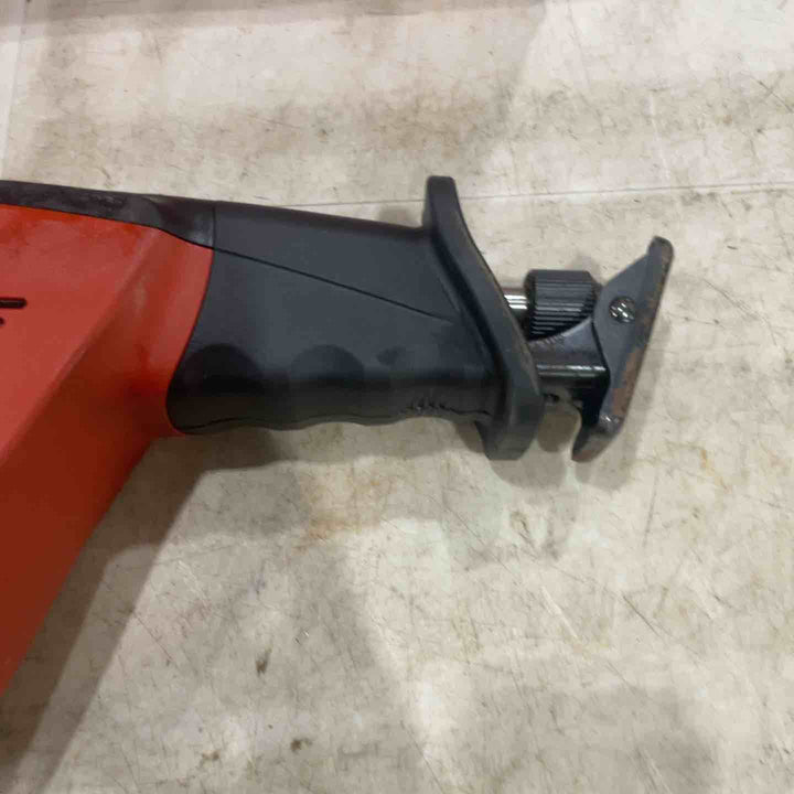 【ジャンク品】◇ヒルティ(HILTI) コードレスセーバソー(レシプロソー) WSR650-A 保証なし【川口店】