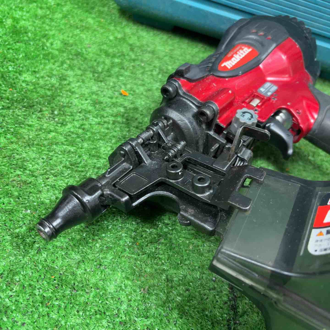 ★マキタ(makita) 高圧エア釘打ち機 AN510HS サイディング【草加店】