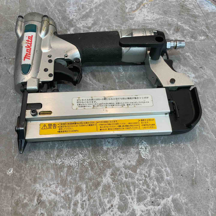 ★マキタ(makita) 常圧ピンネイラ AF351【八潮店】