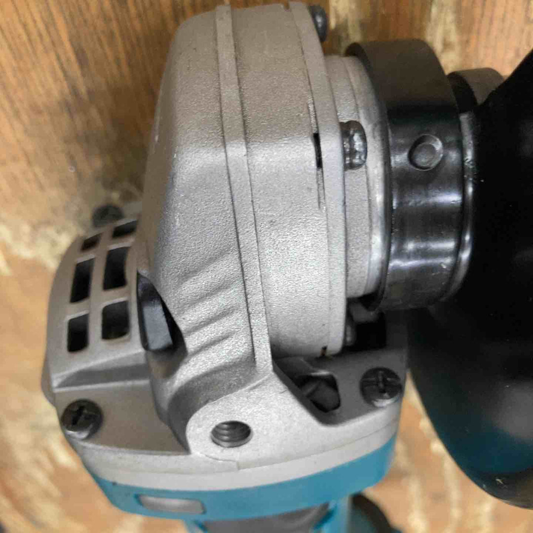 ☆マキタ(makita) 100mmコードレスディスクグラインダー GA400DRF【柏店】