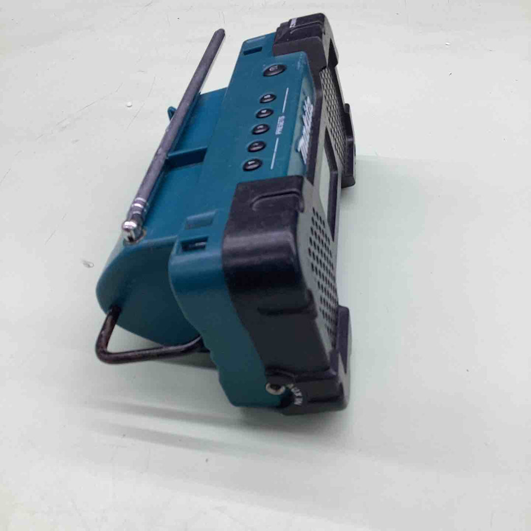 ◇マキタ(makita) コードレスラジオ MR051 本体のみ【越谷店】