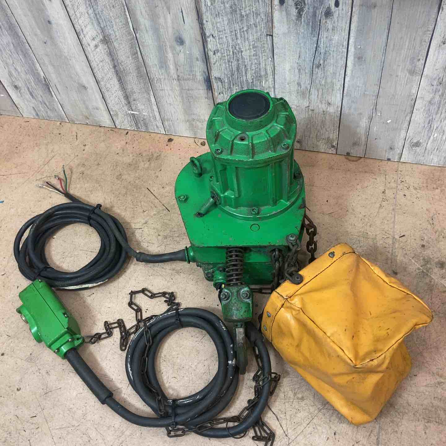 ふたば　電動チェーンブロック　FS-ML-2　中古品 FUTABA/二葉製作所 FS-ML-2 2.8t 電動チェーンブロック (1) : 無限堂