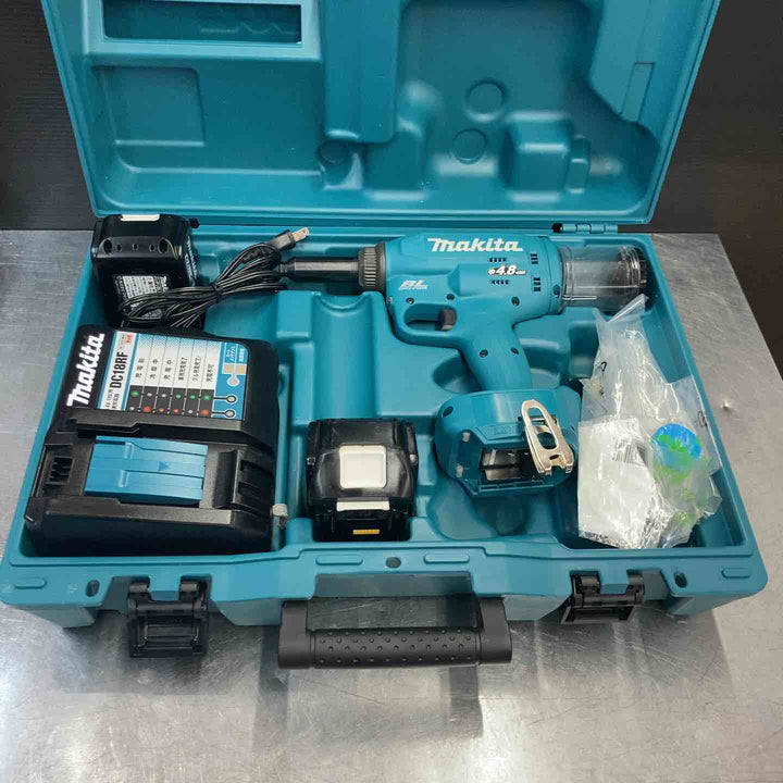 【中古美品】 マキタ(Makita) 18V 充電式リベッタ RV150DRG バッテリー2個付属 コードレス 【東大和店】