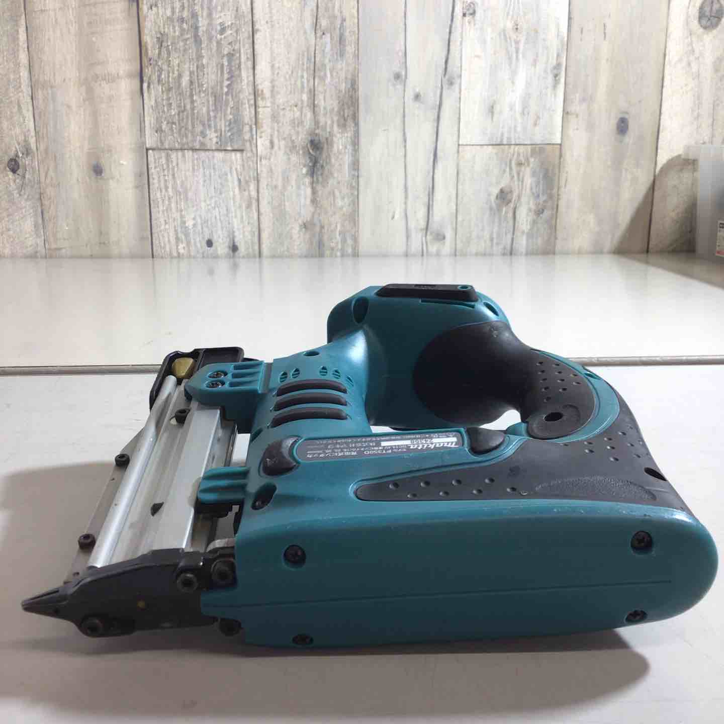 マキタ makita PT350D 充電ピンタッカ 品 本体のみ 14.4V 使用 