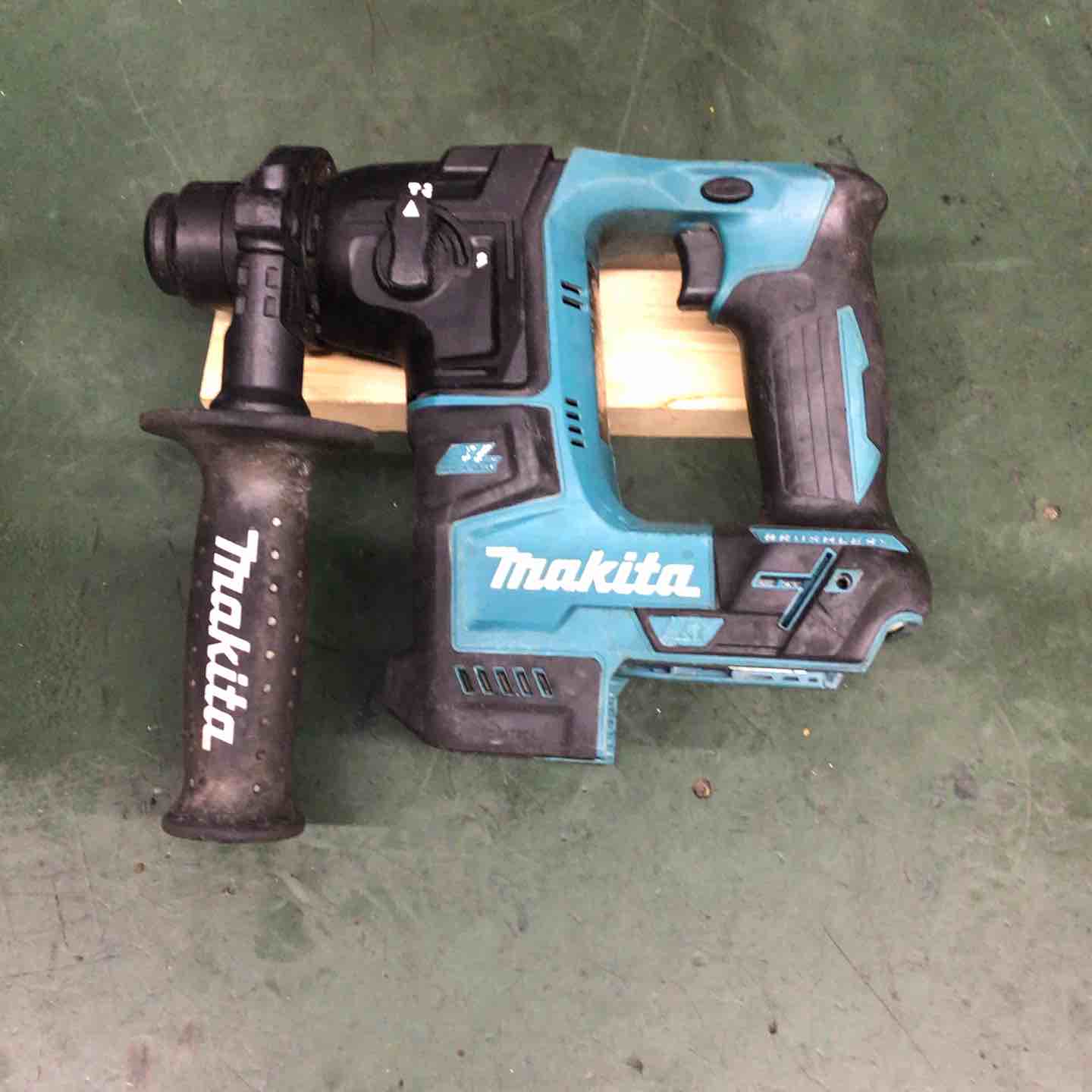 ☆マキタ(makita) コードレスハンマドリル HR171DZ【戸田店】 ☆マキタ(makita) コードレスハンマドリル HR171DZ【戸田店】 – アクト
