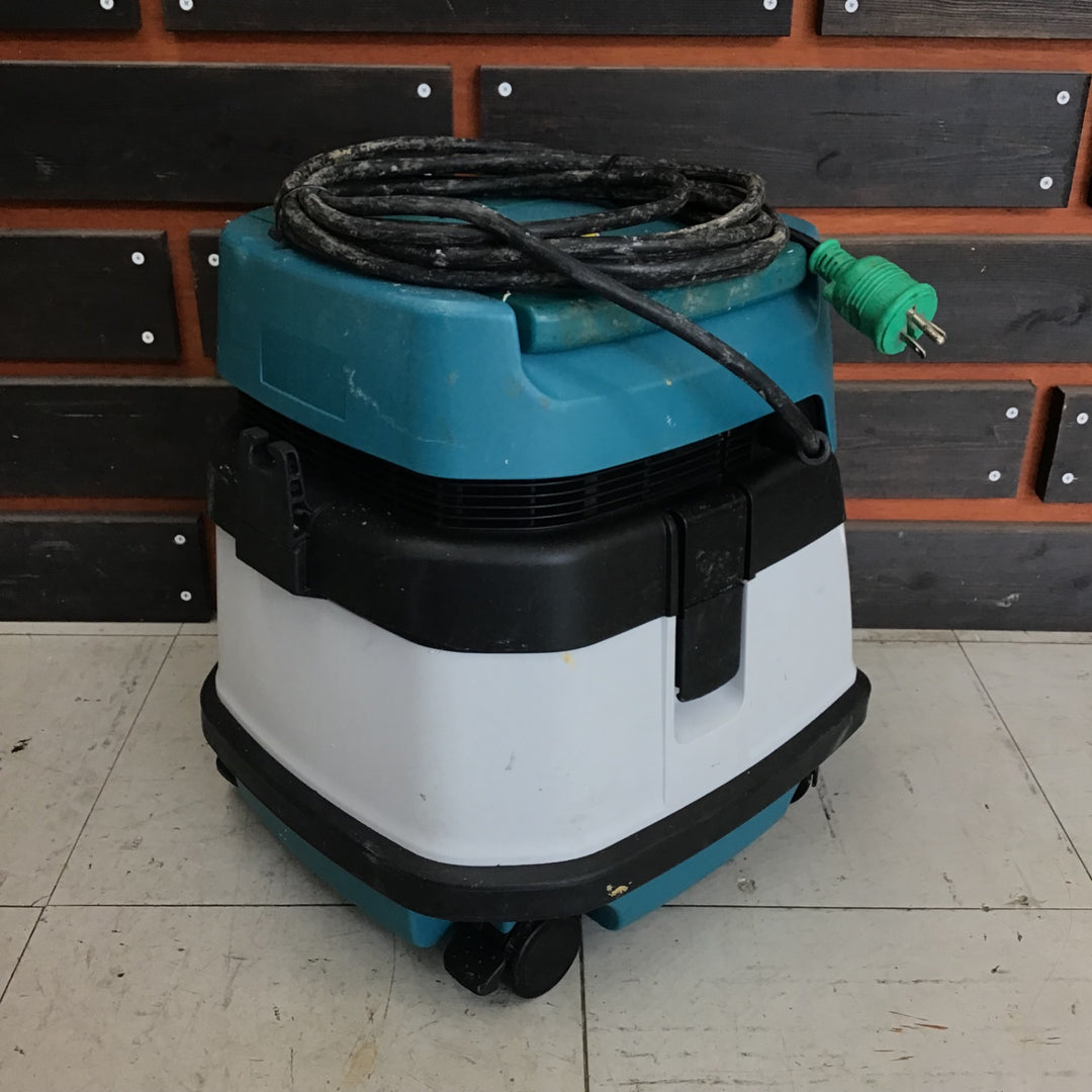 【中古品】マキタ/makita 集じん機 乾式 484(P) 【鴻巣店】