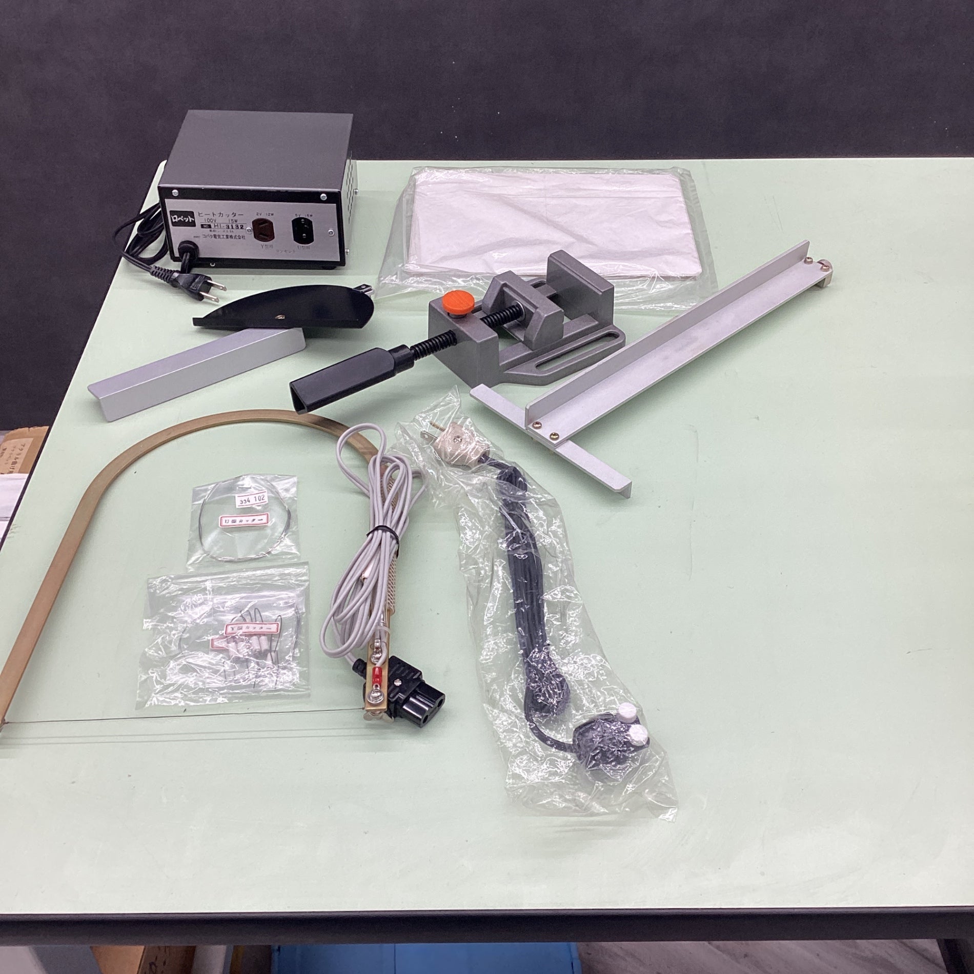 アクリル曲げ用ヒーター アクリペット AP-1型 ハンドクラフト 工作用