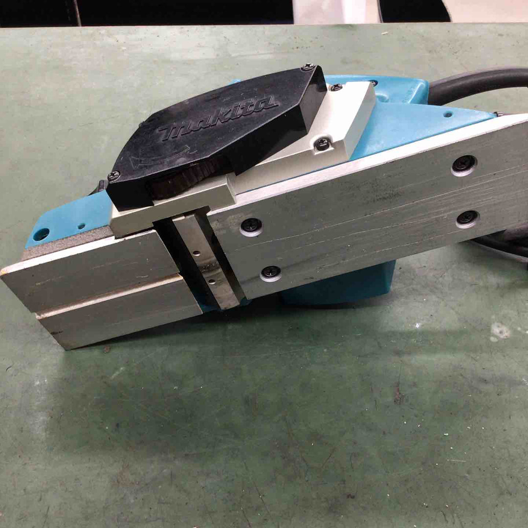 ☆マキタ(makita) 電気カンナ 1900BASP1【戸田店】