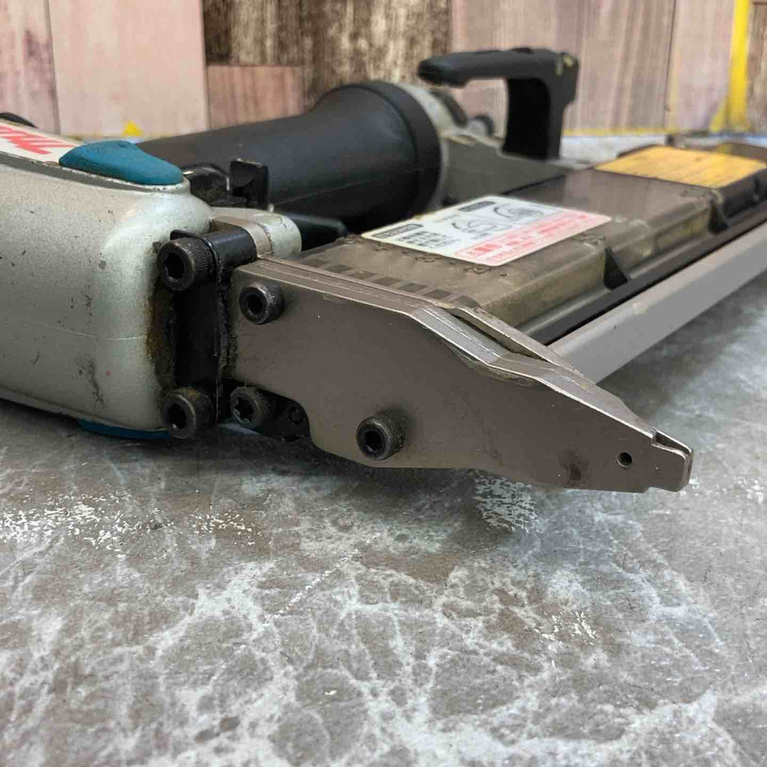 【中古品】★マキタ(makita) 常圧フィニッシュネイラ AF502N【八潮店】