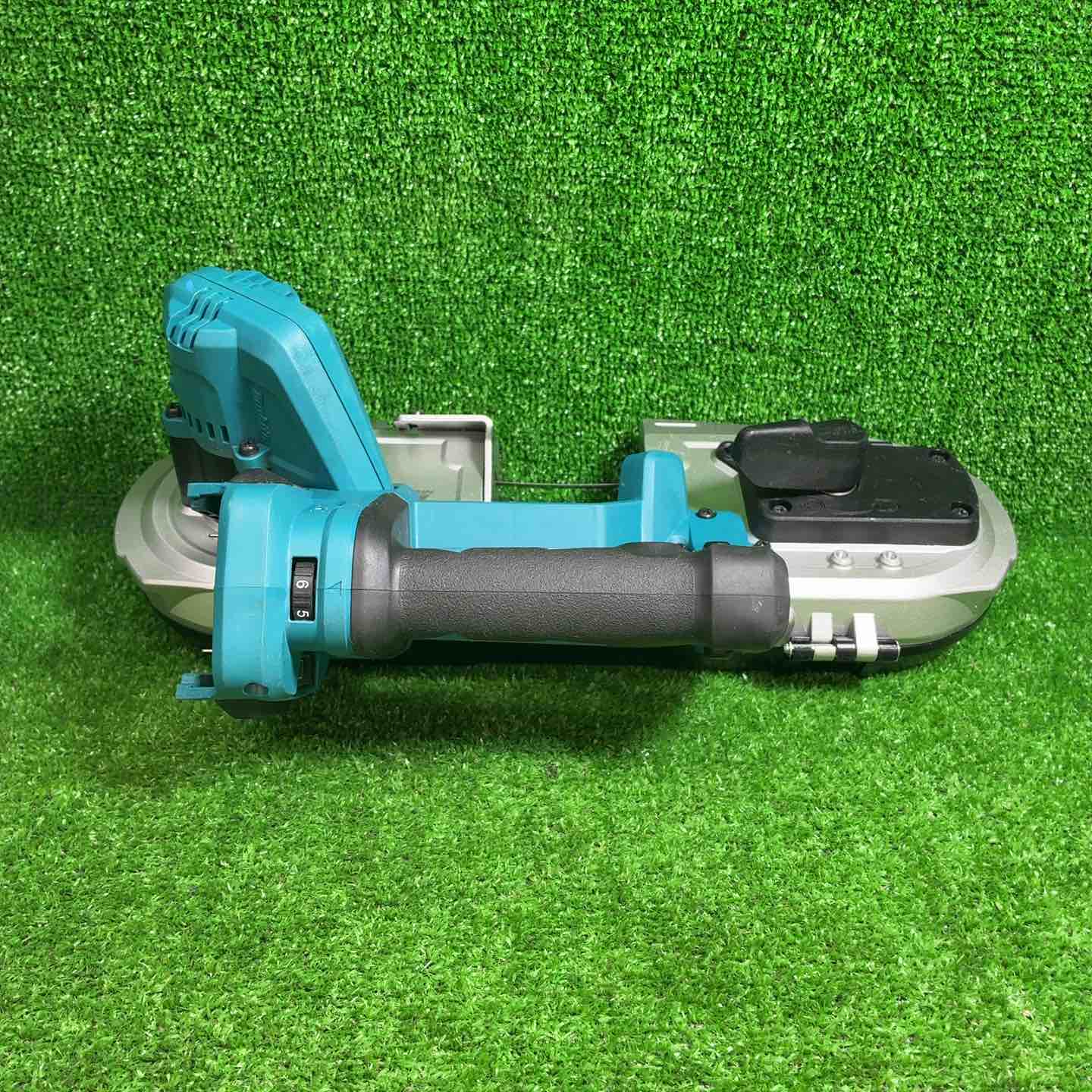 中古品】 マキタ(makita) コードレスポータブルバンドソー PB183DZ