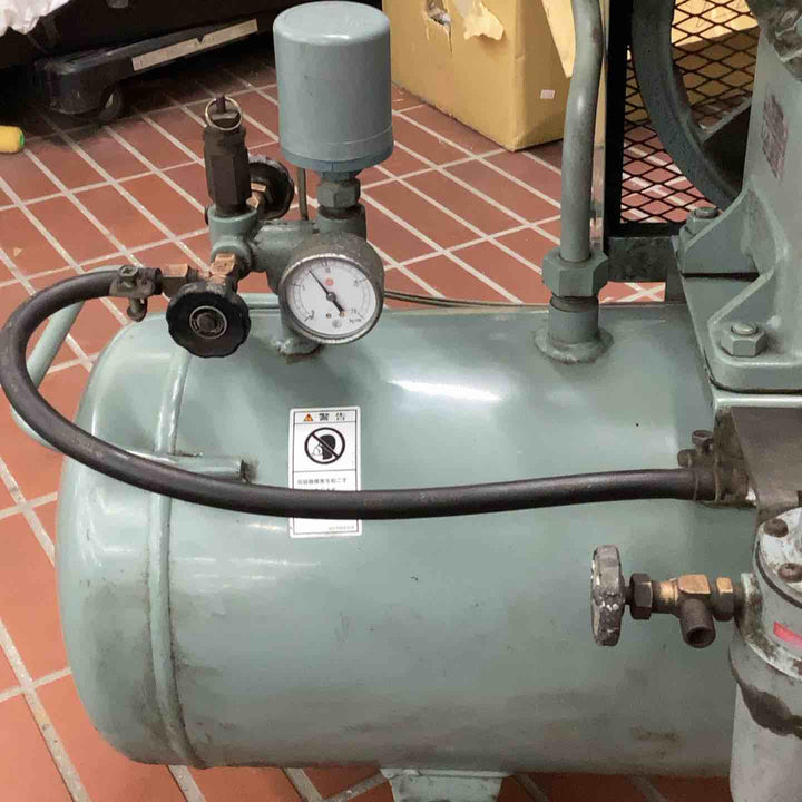 【店頭受取り限定】 給油式 タンクマウントベビコン 2.2P-9.5VP5 【越谷店】