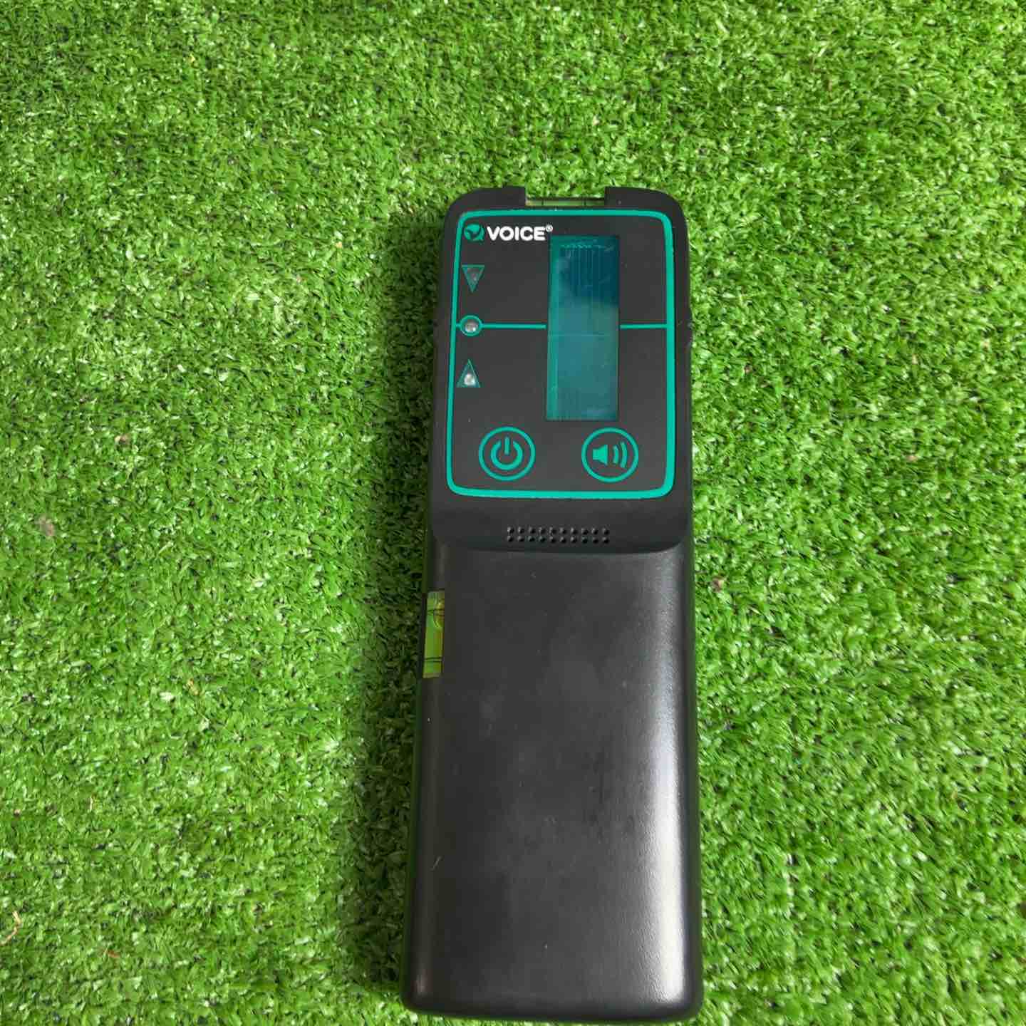 ◇VOICE レーザー墨出し器 フルライングリーンレーザー Model-G8【草加
