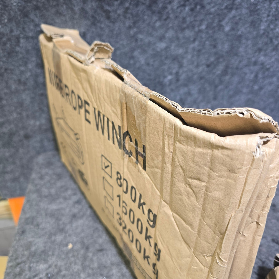 【未使用品】ベストアンサー  ハンドウインチ 800kg  ワイヤーロープ20m チルホール ウインチ 手動 レバーホイスト 本体 0.8t【桶川店】