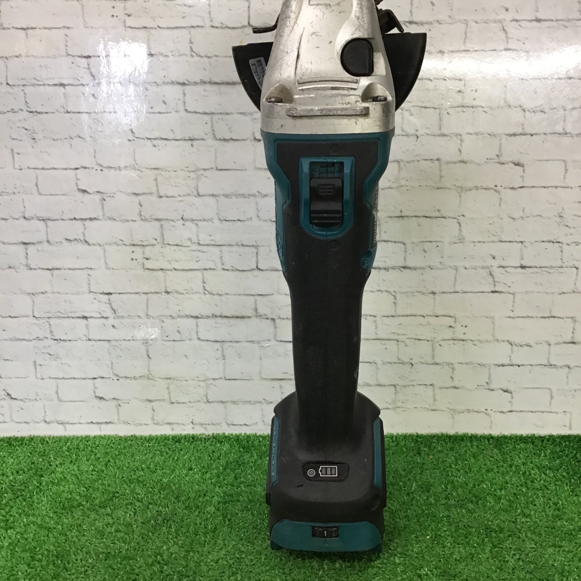 ☆マキタ(makita) 100mmコードレスディスクグラインダ GA412DZ【町田店