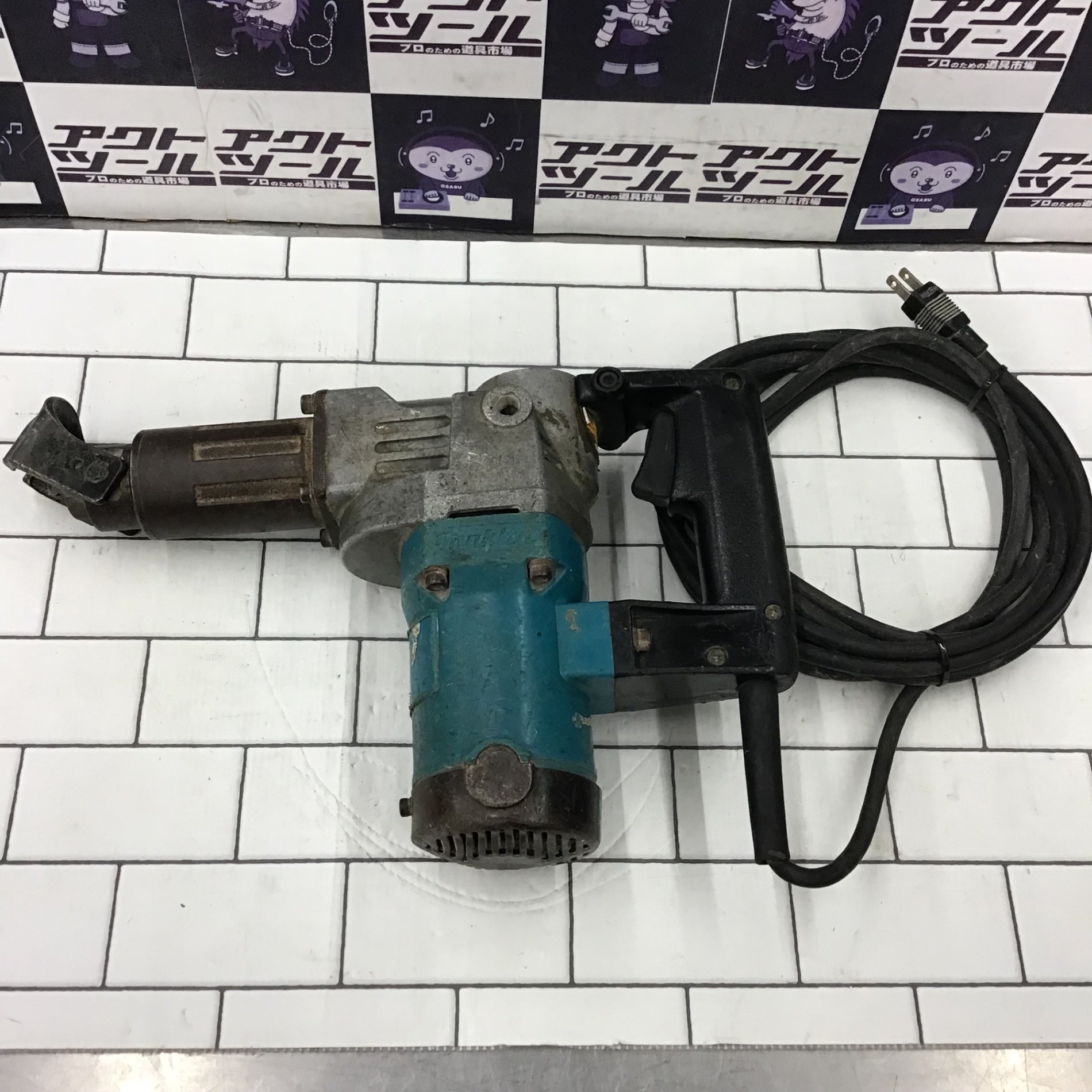 ☆ マキタ(makita) ハンマドリル HR3520 【東大和店】 – アクトツールオンラインショップ