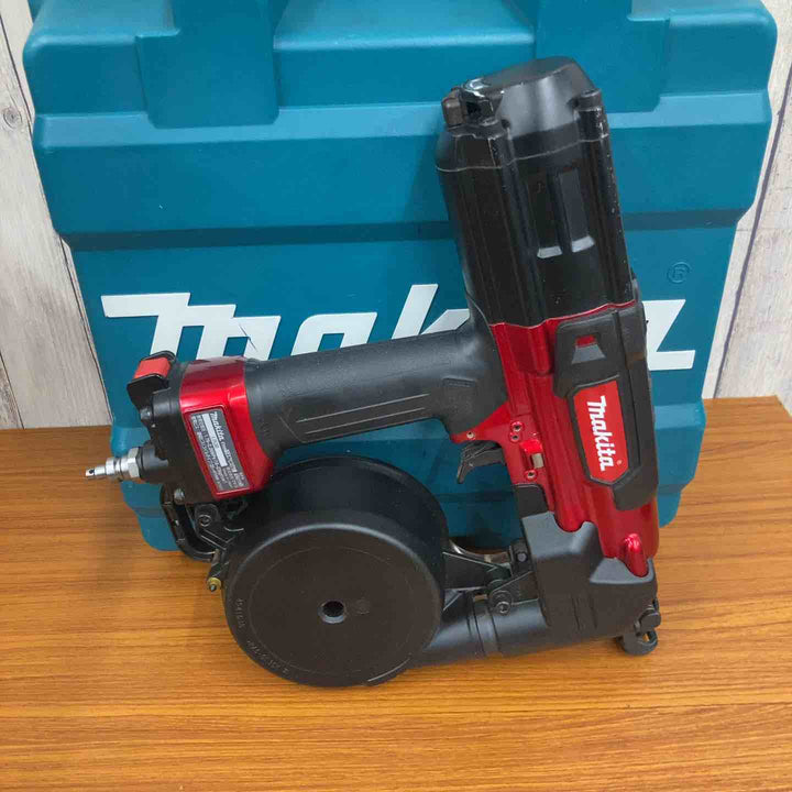 ★マキタ(makita) 高圧エアネジ打ち機 AR411HR【八潮店】