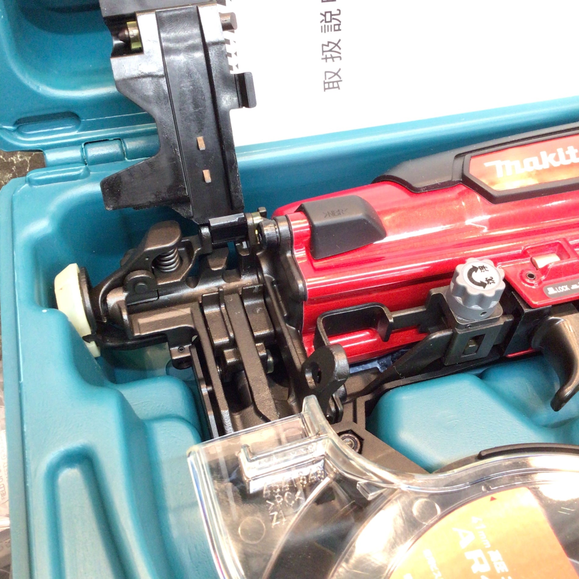 ★マキタ(makita) 高圧エアネジ打ち機 AR411HRM【八潮店】 ☆マキタ(makita) 高圧エアネジ打ち機 AR411HR【八潮店】 – アクト