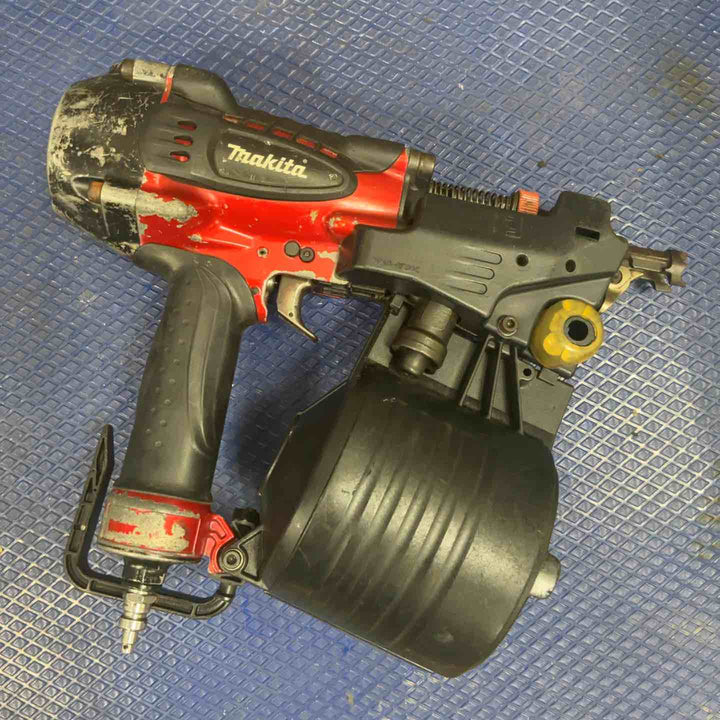★マキタ(makita) 高圧エア釘打ち機 AN930H【草加店】