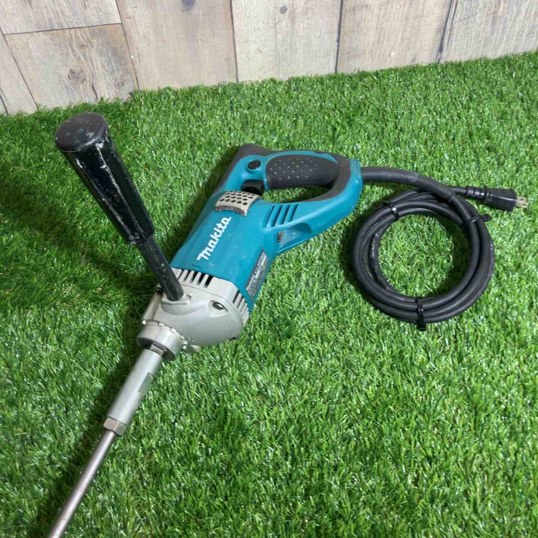 ☆マキタ(makita) コンクリートかくはん機 UT1305 羽根に落としきれない汚れあり【戸田店】