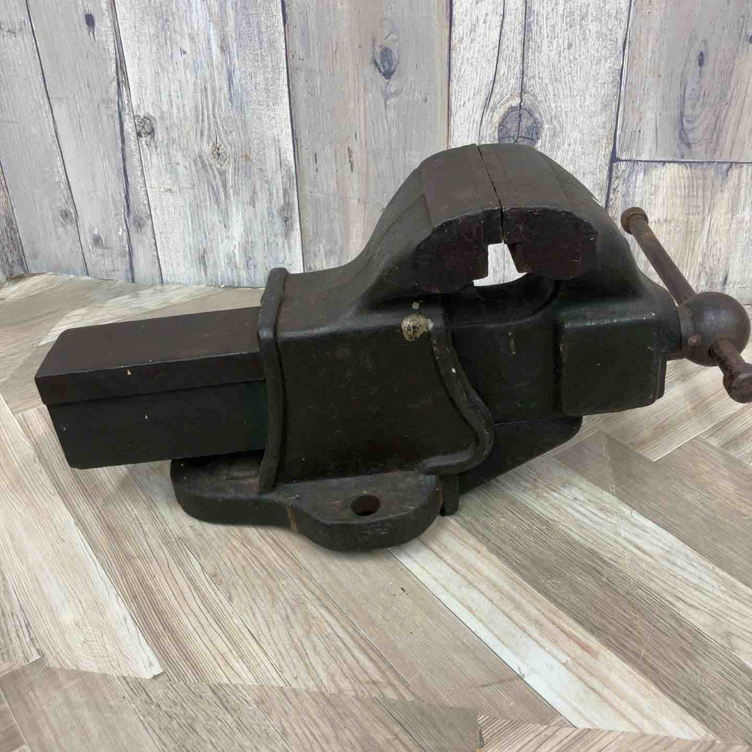 ◇NBK(ナベヤ) リードバイス 万力 100mm【八潮店】