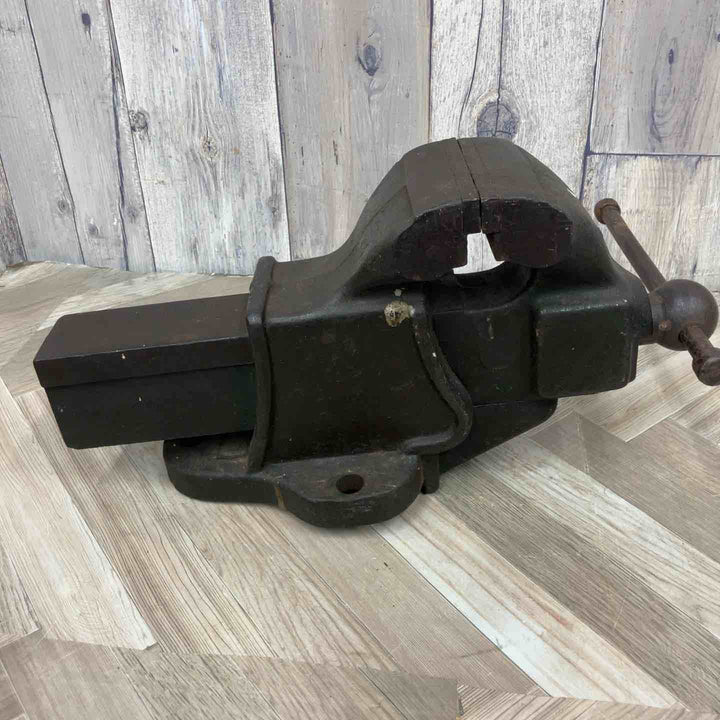 ◇NBK(ナベヤ) リードバイス 万力 100mm【八潮店】