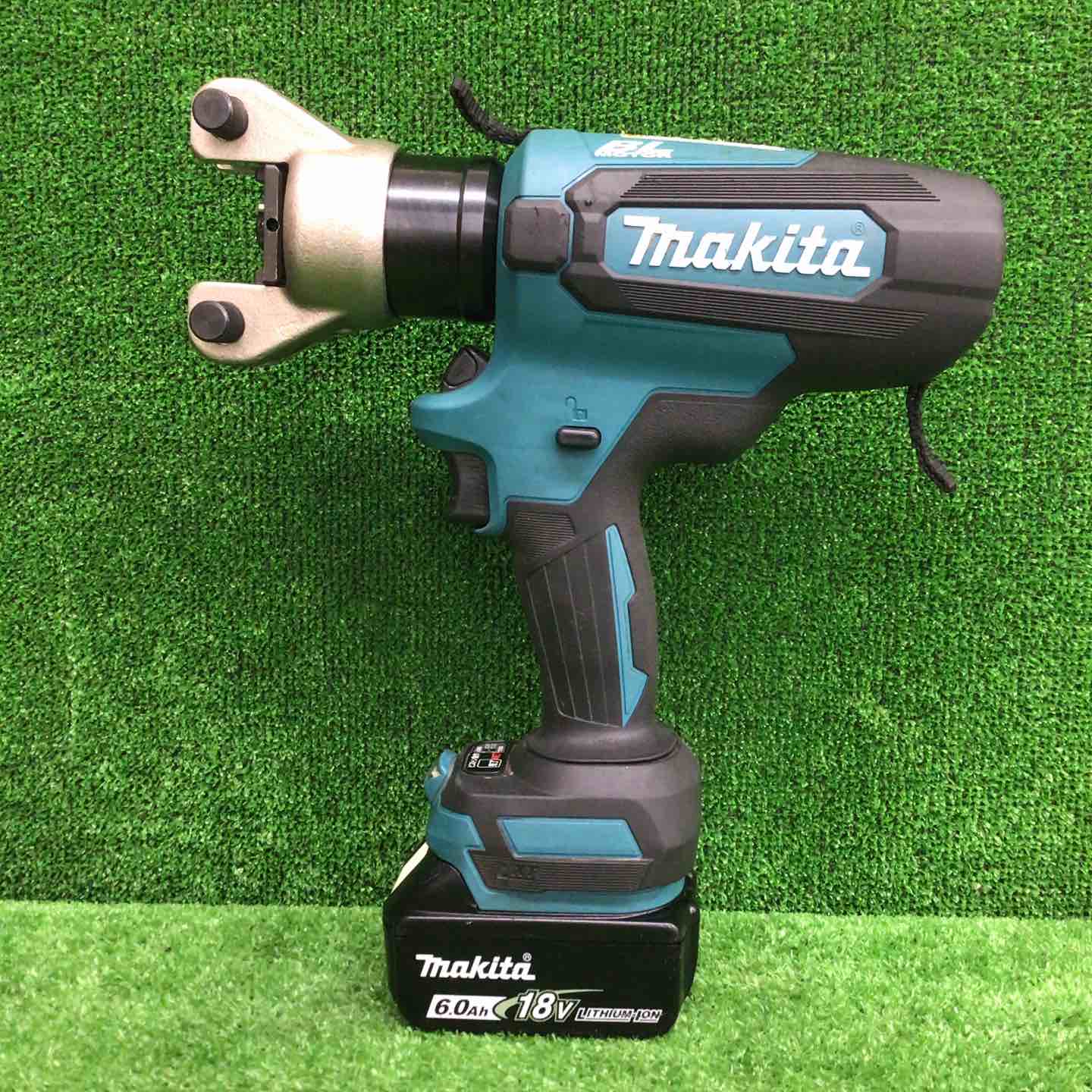 【新品】【未使用品】【店頭・ネット併売品】MAKITA マキタ コードレス圧着機 TC300DRG 181,500円（税込） makita マキタ 充電式圧着機 TC300DRGの中古 未使用品 《大阪・茨木