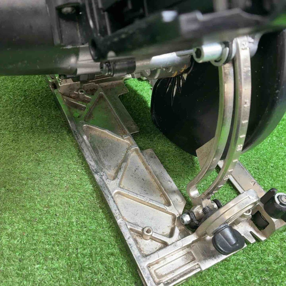★マキタ(makita) コードレス丸のこ HS001GZ【藤沢店】