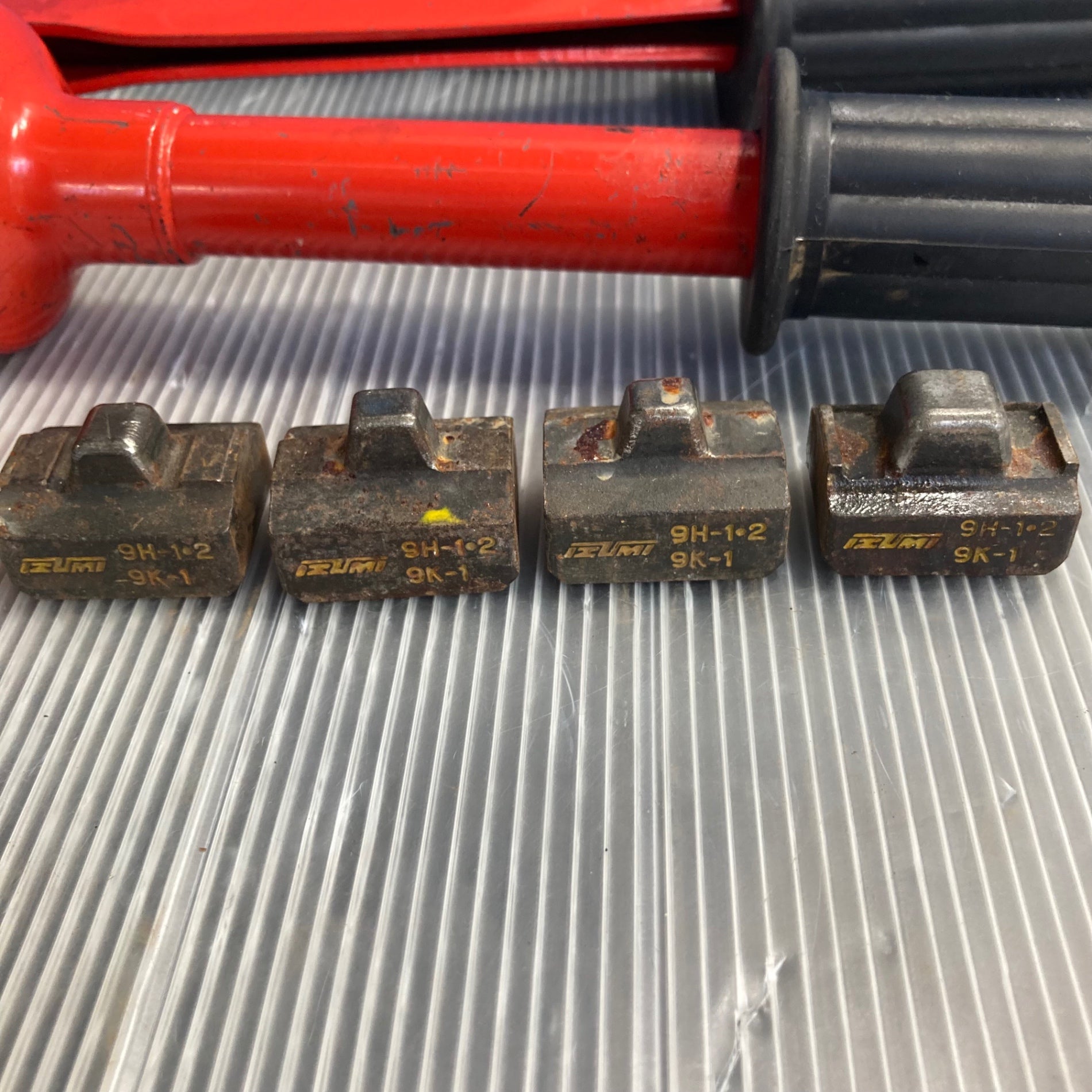 泉精器製作所 油圧式手動圧着工具(9K-2)