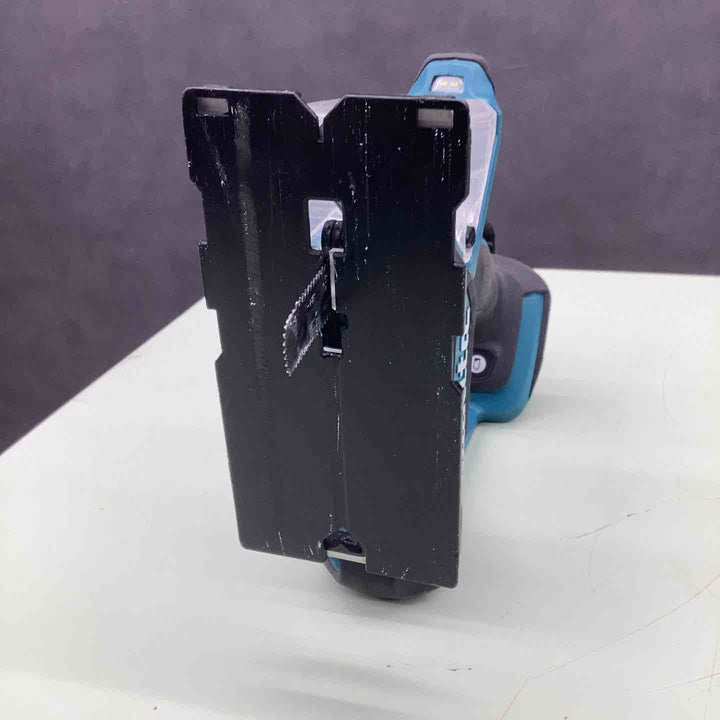 ★マキタ(makita) コードレスボードカッタ SD180DZ【越谷店】