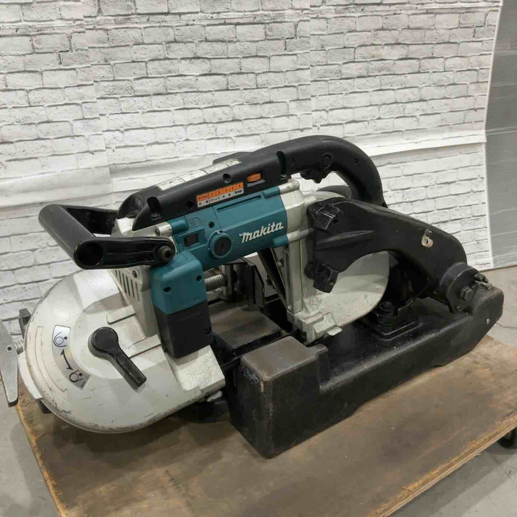 店頭受取り限定】☆マキタ(makita) ポータブルバンドソー 2107FW【川口 
