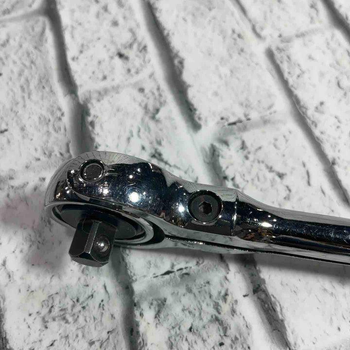 スナップオン(Snap-on) 1/4ソフトグリップラウンドヘッドラチェットハンドル(赤) THNF72【川口店】