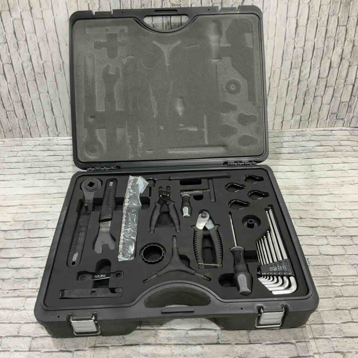 プロ(PRO) アドバンスド ツールボックス R20RTL0106X 自転車整備用専用工具セット 【川口店】