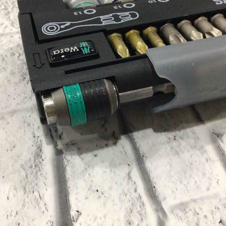 ヴェラ(wera) ツールチェックプラス (ラチェットドライバー＆ソケットセット) 056490 【川口店】