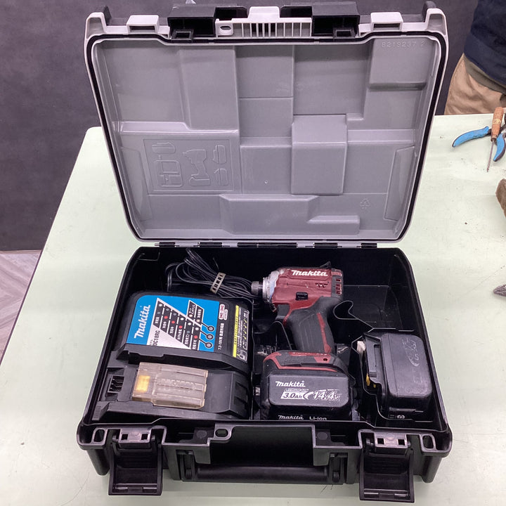 〇マキタ（14.4v 3.0Ah）コードレスインパクトドライバー TD161DRFXAR【越谷店】