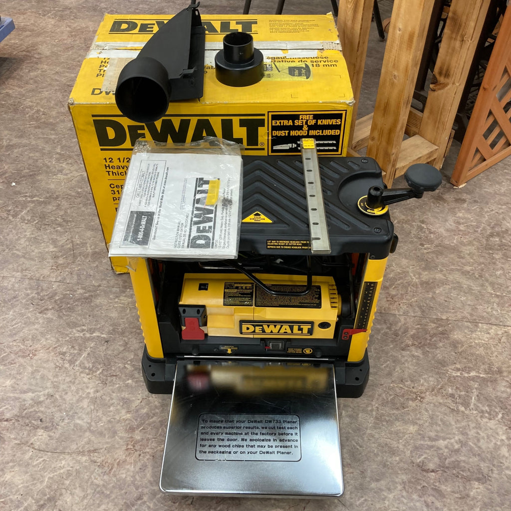 〇デウォルト(DEWALT) 自動カンナ DW733【所沢店】 – アクトツール 