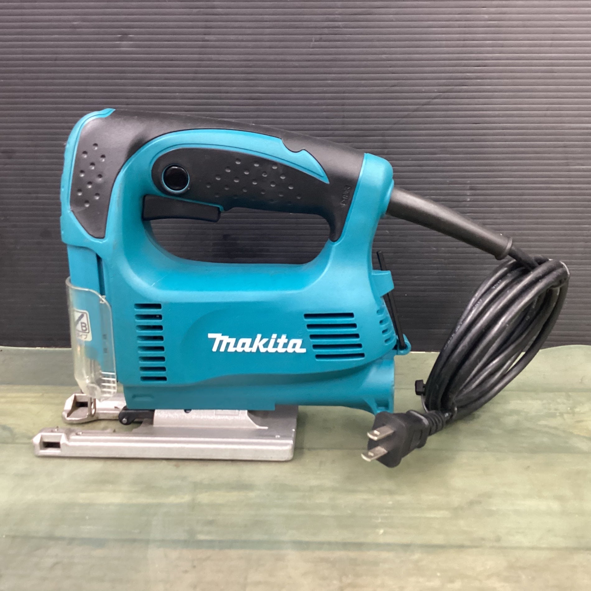 マキタ(makita) ジグソー 4327 【東大和店】 – アクトツールオンラインショップ