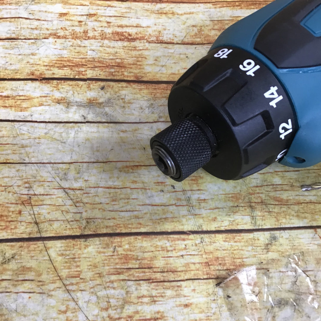 ☆マキタ(makita) コードレスドリルドライバー DF030DWX【川崎店】