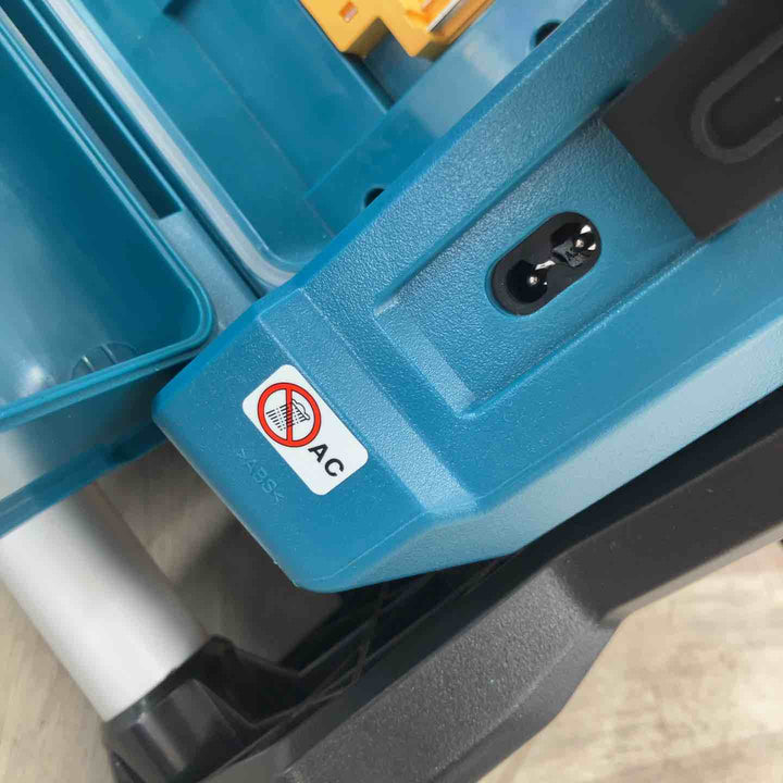 ★マキタ(makita) コードレススタンドライト ML809【越谷店】