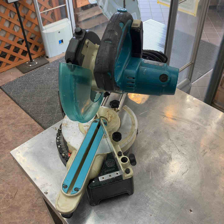 ☆マキタ(makita) 卓上スライド丸のこ LS0611FL【藤沢店】