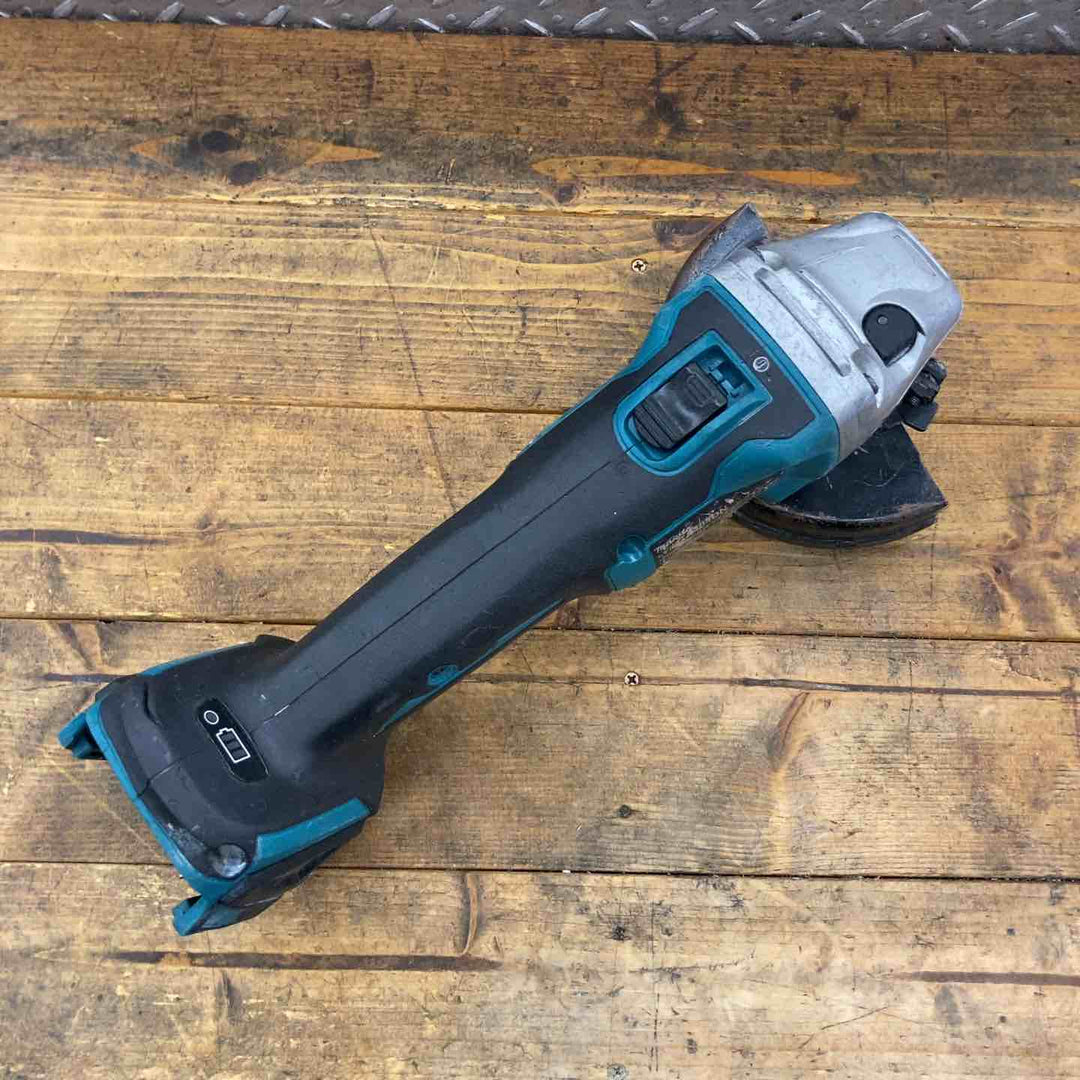 ☆マキタ(makita) 100mmコードレスディスクグラインダ GA404DZN (GA404DN)【所沢店】